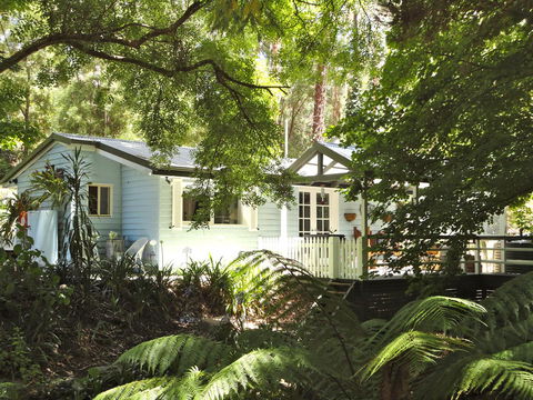 Aldgate Valley Bed And Breakfast - Redcliffe Tourism 0