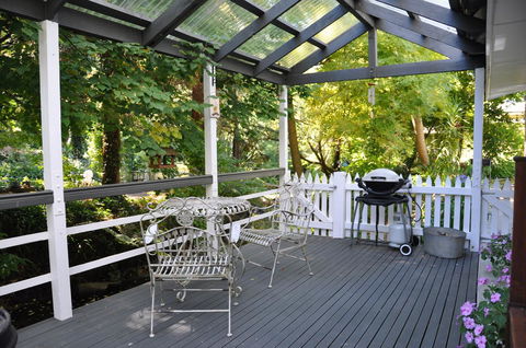 Aldgate Valley Bed And Breakfast - Redcliffe Tourism 16