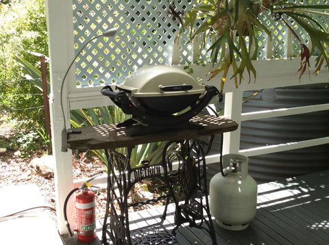 Aldgate Valley Bed And Breakfast - Redcliffe Tourism 26
