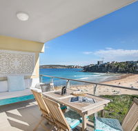 Beachfront Bliss - Redcliffe Tourism