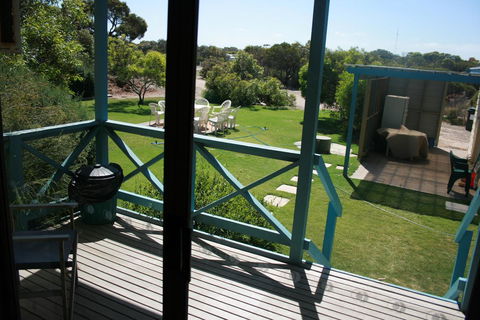 Marion Bay Holiday Villas - Redcliffe Tourism 16