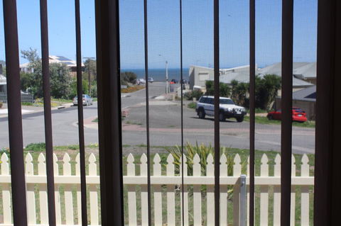 Maslin Beach House - Redcliffe Tourism 13