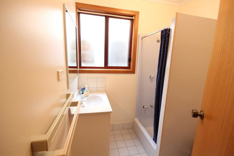 Port Vincent Motel & Apartments - Redcliffe Tourism 21