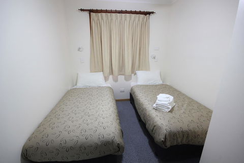 Port Vincent Motel & Apartments - Redcliffe Tourism 14