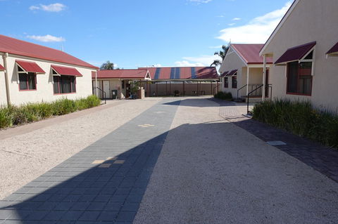 Port Vincent Motel & Apartments - Redcliffe Tourism 28