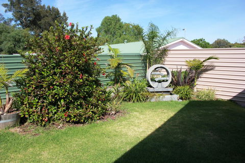 Port Vincent Motel & Apartments - Redcliffe Tourism 27
