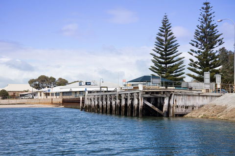 Port Vincent Motel & Apartments - Redcliffe Tourism 37