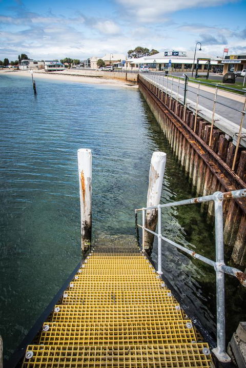 Port Vincent Motel & Apartments - Redcliffe Tourism 40