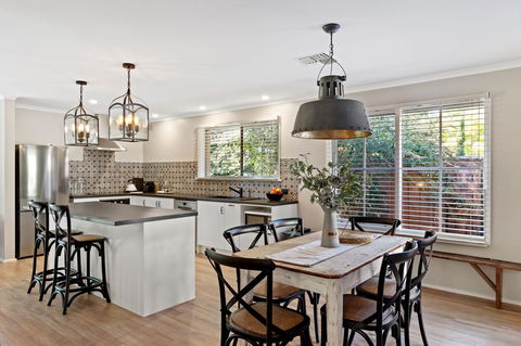 Adelaide Hills Retreats - Redcliffe Tourism 2