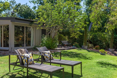 Adelaide Hills Retreats - Redcliffe Tourism 26