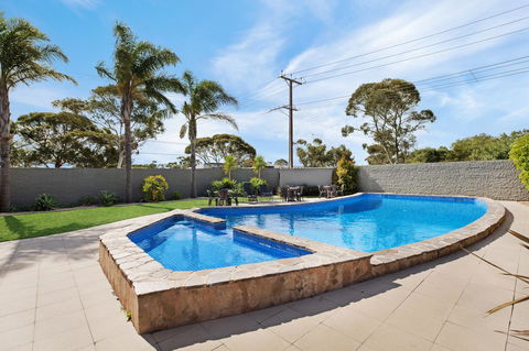 Adelaide Road Motor Lodge - Redcliffe Tourism 29