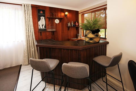 Hudson Bay @ Basin View-Pet Friendly-15 Mins To Hyams Beach - Redcliffe Tourism 15