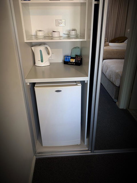 Moonta Bay Motel - Redcliffe Tourism 9