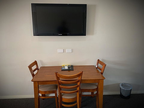 Moonta Bay Motel - Redcliffe Tourism 10