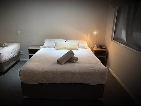 Moonta Bay Motel - Redcliffe Tourism 12