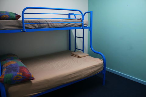 My Place & Adelaide Backpackers Hostel - Redcliffe Tourism 3