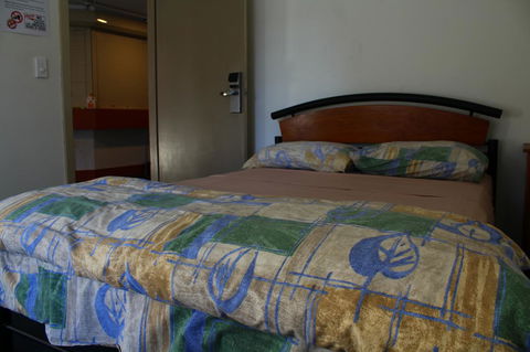 My Place & Adelaide Backpackers Hostel - Redcliffe Tourism 5