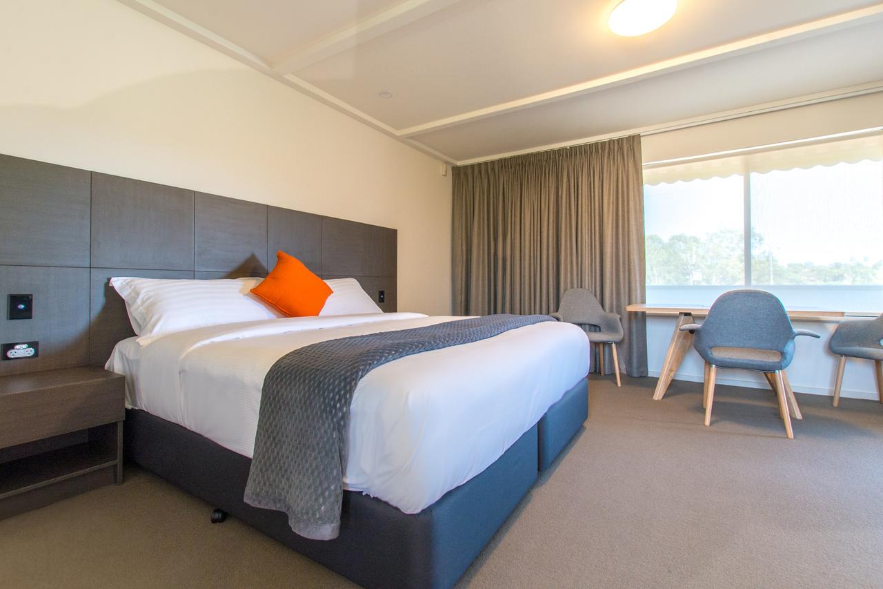  Redcliffe Tourism