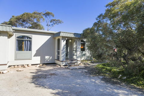 Border Village Roadhouse - Redcliffe Tourism 37