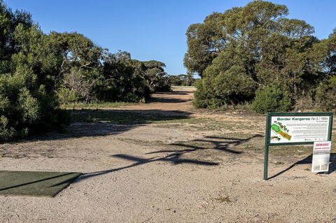 Border Village Roadhouse - Redcliffe Tourism 27