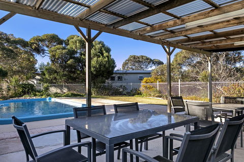 Border Village Roadhouse - Redcliffe Tourism 28