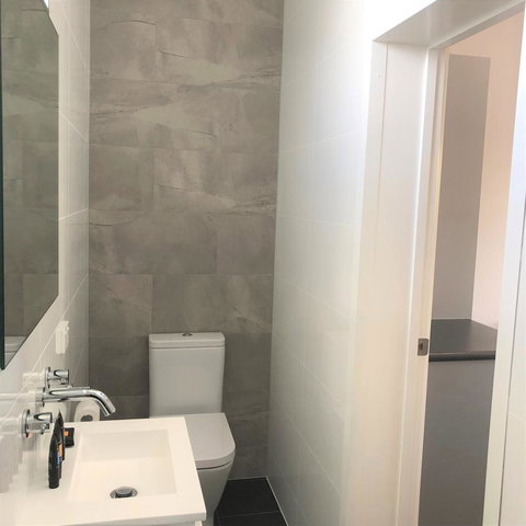 The Avenue Inn - Redcliffe Tourism 17