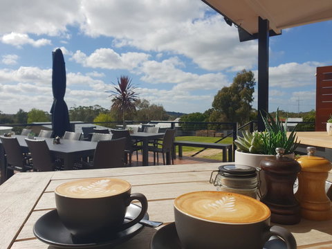 The Avenue Inn - Redcliffe Tourism 6