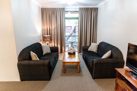 The Belmore Apartments Hotel - Redcliffe Tourism 23