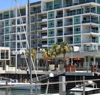 Breakwater Apartment - Redcliffe Tourism