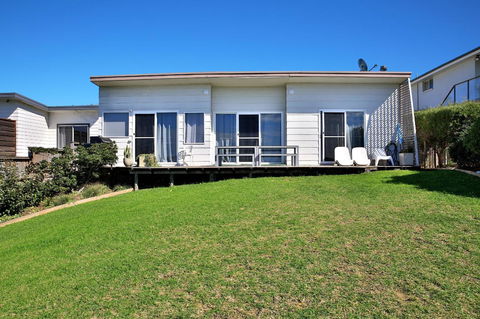 Culburra Beachhouse - Redcliffe Tourism 11