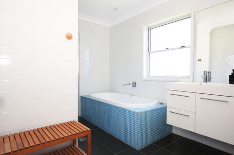 Culburra Beachhouse - Redcliffe Tourism 23