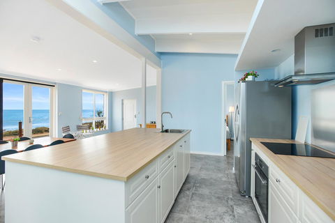 Salomon Sea Haus - Sellicks Beach - C21 SouthCoast Holidays - Redcliffe Tourism 8