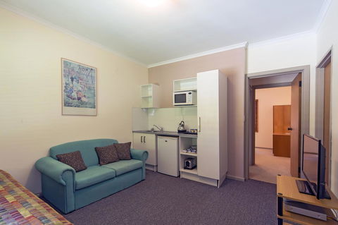 Second Valley Motel - Redcliffe Tourism 13