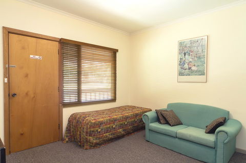 Second Valley Motel - Redcliffe Tourism 12