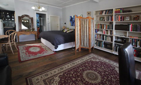 Wallace Lodge - PID-STRA-16871 - Redcliffe Tourism 3