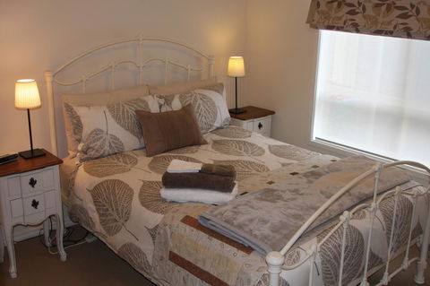 C And C Tanunda - Redcliffe Tourism 17