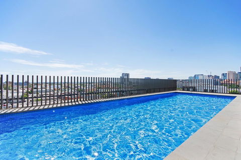 Swainson At Vue - Redcliffe Tourism 4