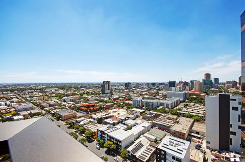 Swainson At Vue - Redcliffe Tourism 30