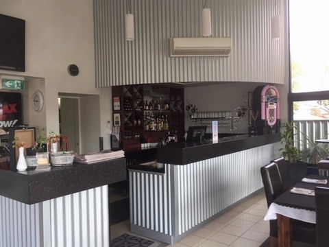 Station Motel - Redcliffe Tourism 6