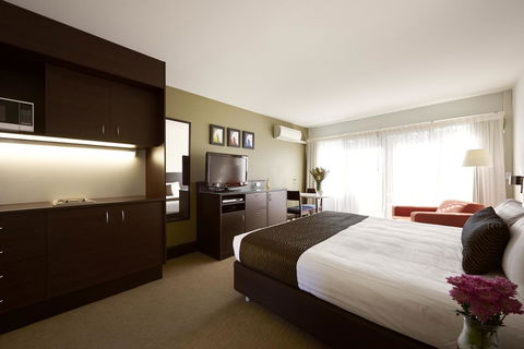 Station Motel - Redcliffe Tourism 8