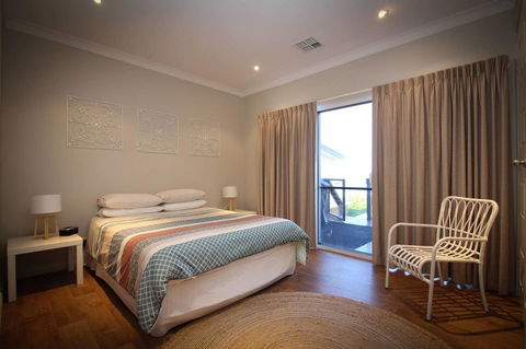 Waterfront On Osprey - Redcliffe Tourism 15