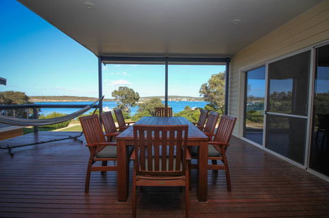 Waterfront On Osprey - Redcliffe Tourism 12