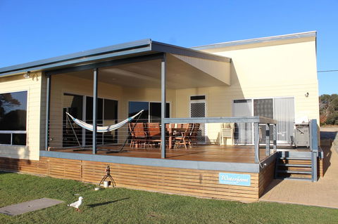 Waterfront On Osprey - Redcliffe Tourism 0