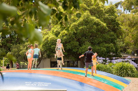 Blue Lake Holiday Park - Redcliffe Tourism 5