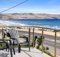 Esplanade Escape - Redcliffe Tourism