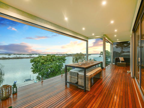 Muse On The Murray - Redcliffe Tourism 16