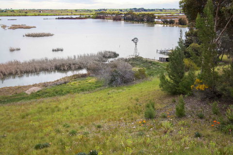 Limestone Ridge - Redcliffe Tourism 17