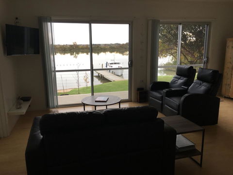 Washpool Retreat - Redcliffe Tourism 4