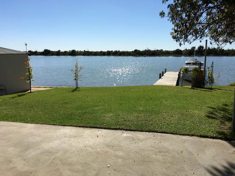 Washpool Retreat - Redcliffe Tourism 11