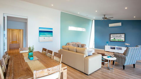 Seasalt - Redcliffe Tourism 3